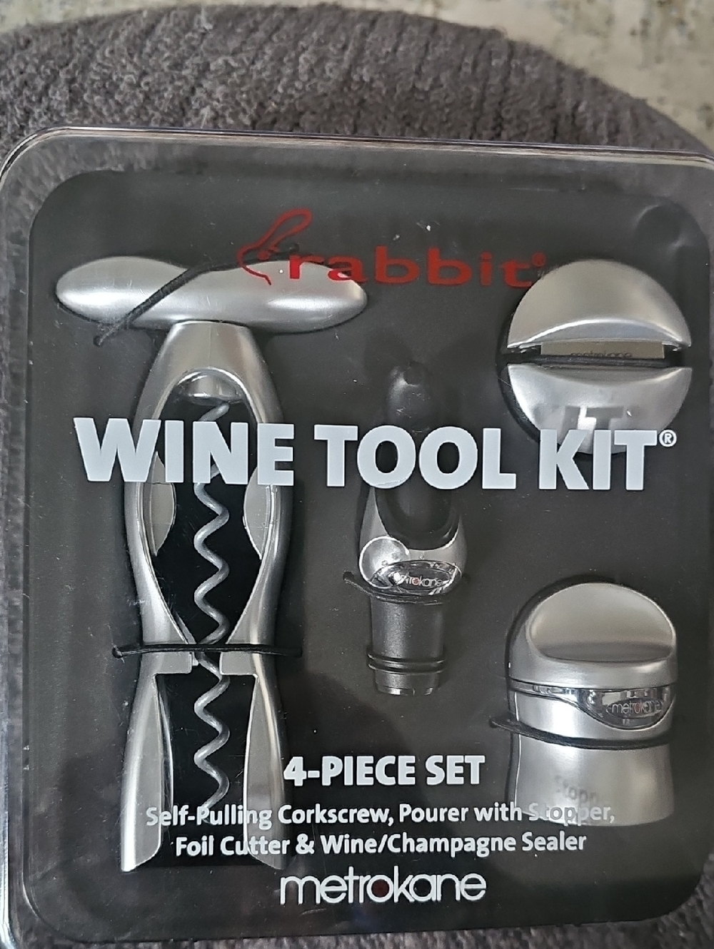 Rabbit 4 Piece Wine Tool Kit Brand New